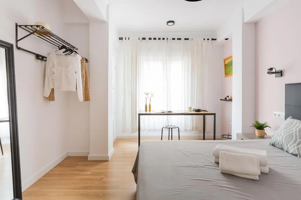 Malagaflat Design Apartment 3 Bedrooms City Centre 0*, Malaga Spain